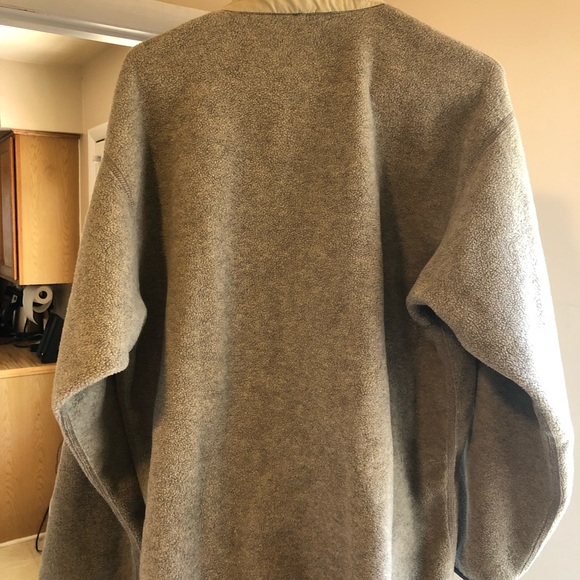 Patagonia Full ZIP Fleece - Picture 3 of 4